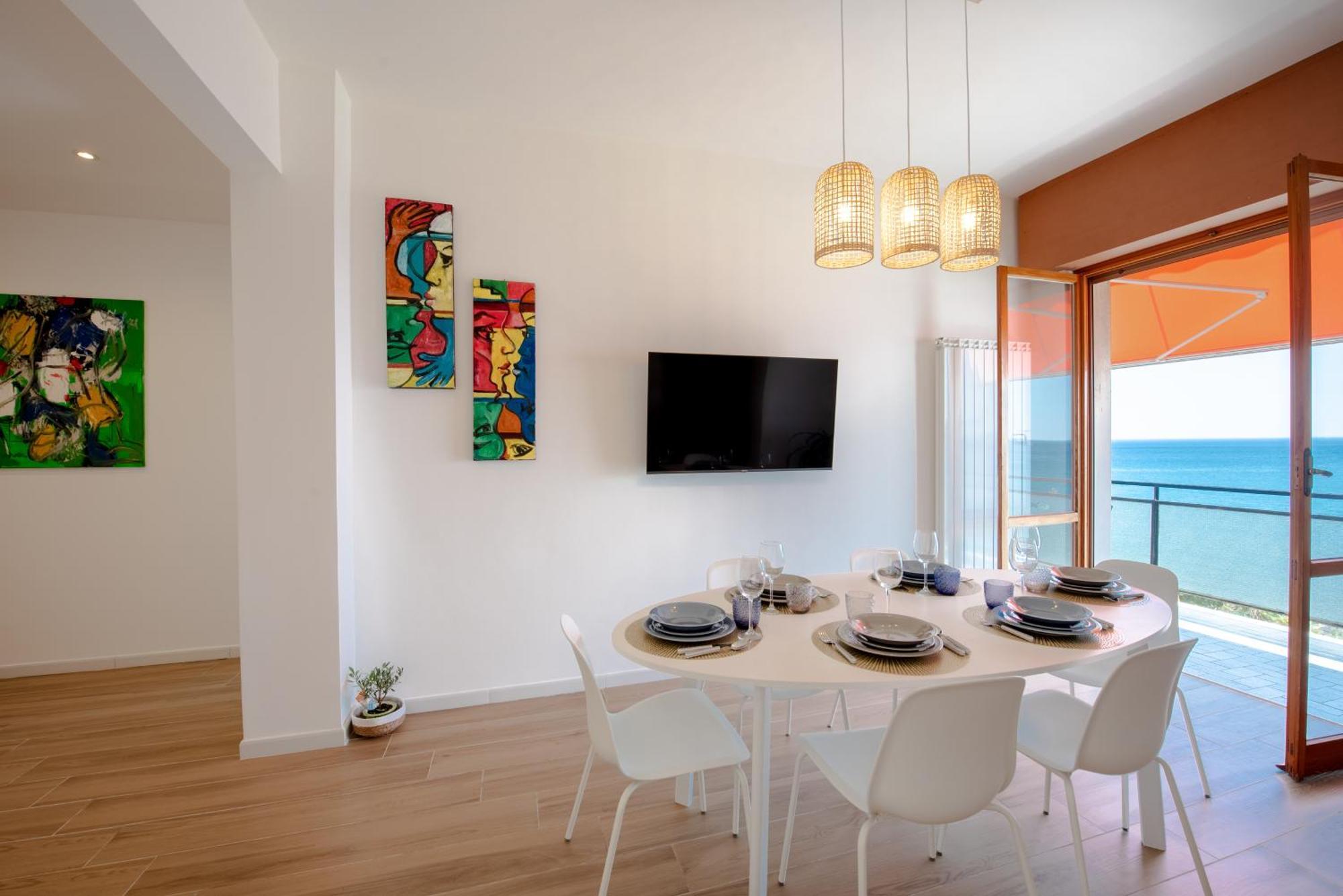 You And The Sea Savona Exterior foto