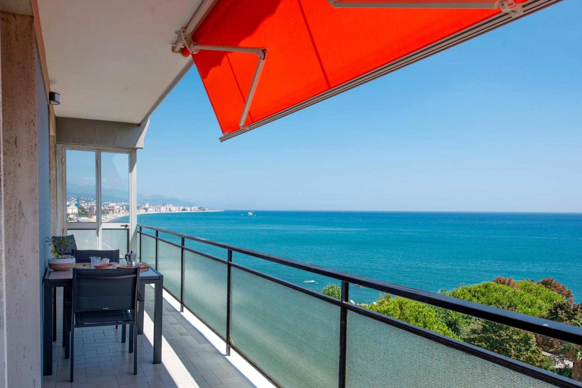 You And The Sea Savona Exterior foto
