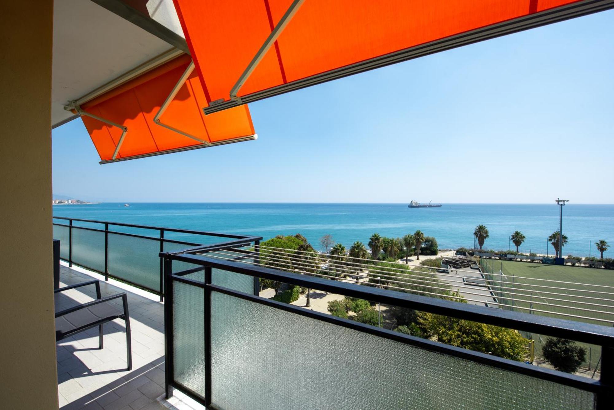 You And The Sea Savona Exterior foto
