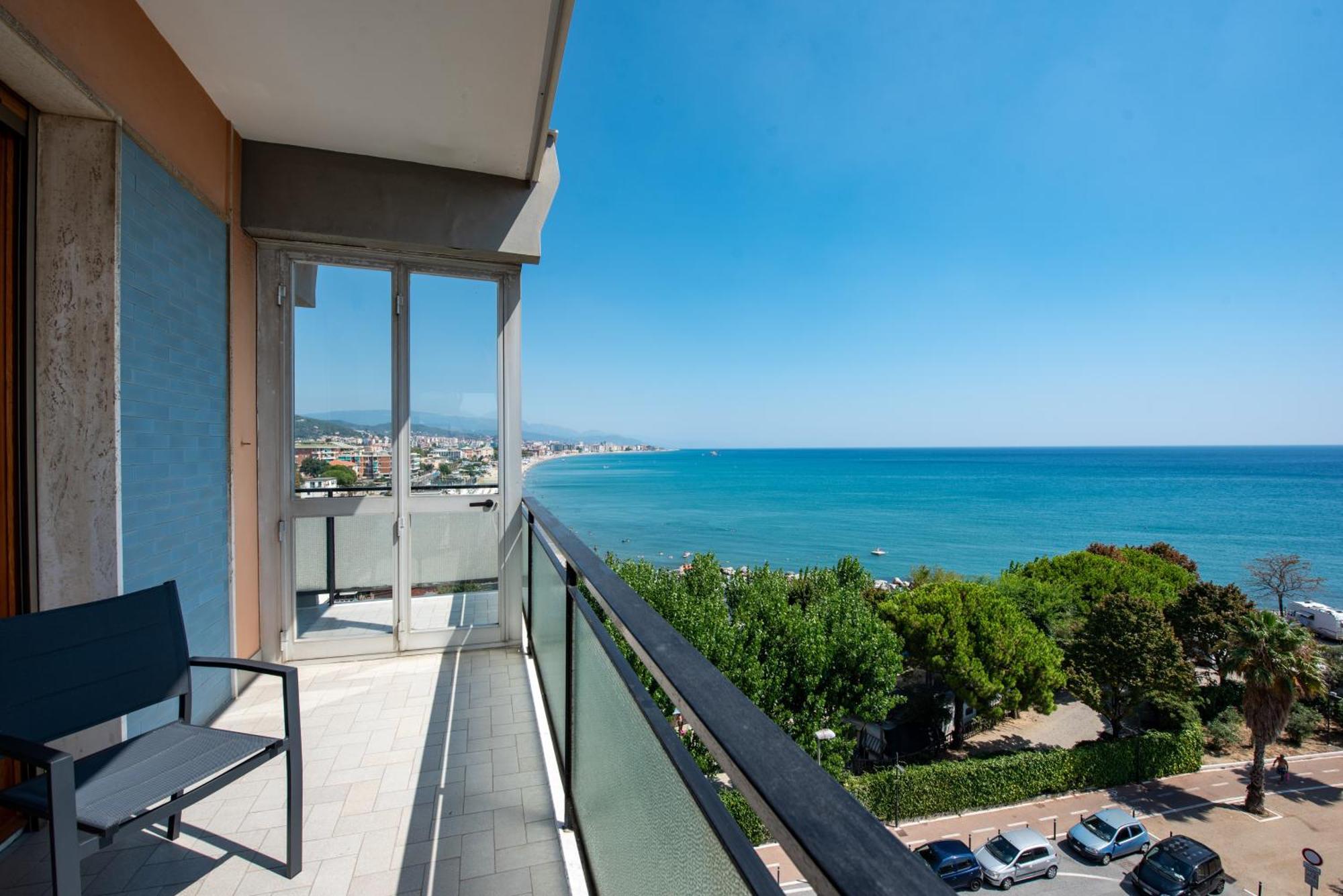 You And The Sea Apartamento Savona Exterior foto